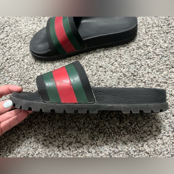 Gucci Men Slides with Red and Green Stripes - Picture 7 of 16